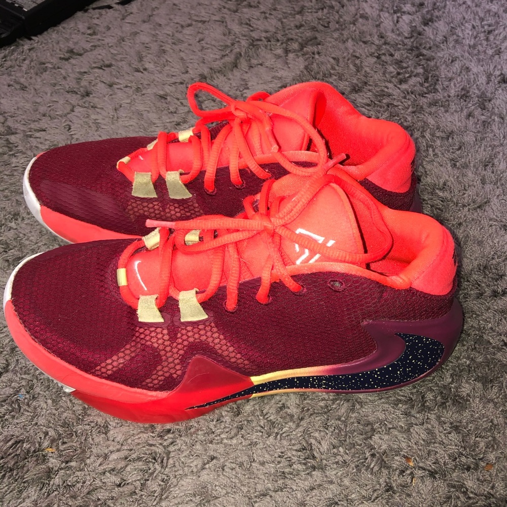 Giannis Zoom Freak 1 Basketball shoes 8.5